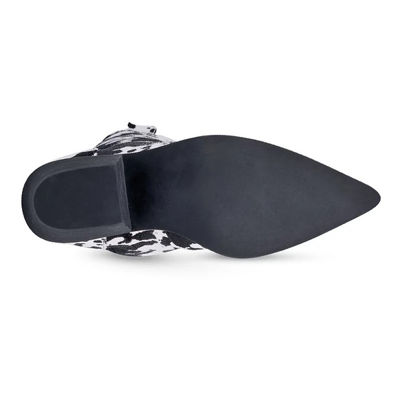 NWT cowhide/cow print Dingo boots - Picture 4 of 4